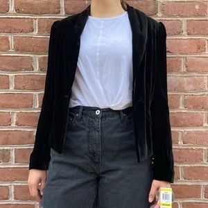 BLACK VELVET BLAZER 🖤